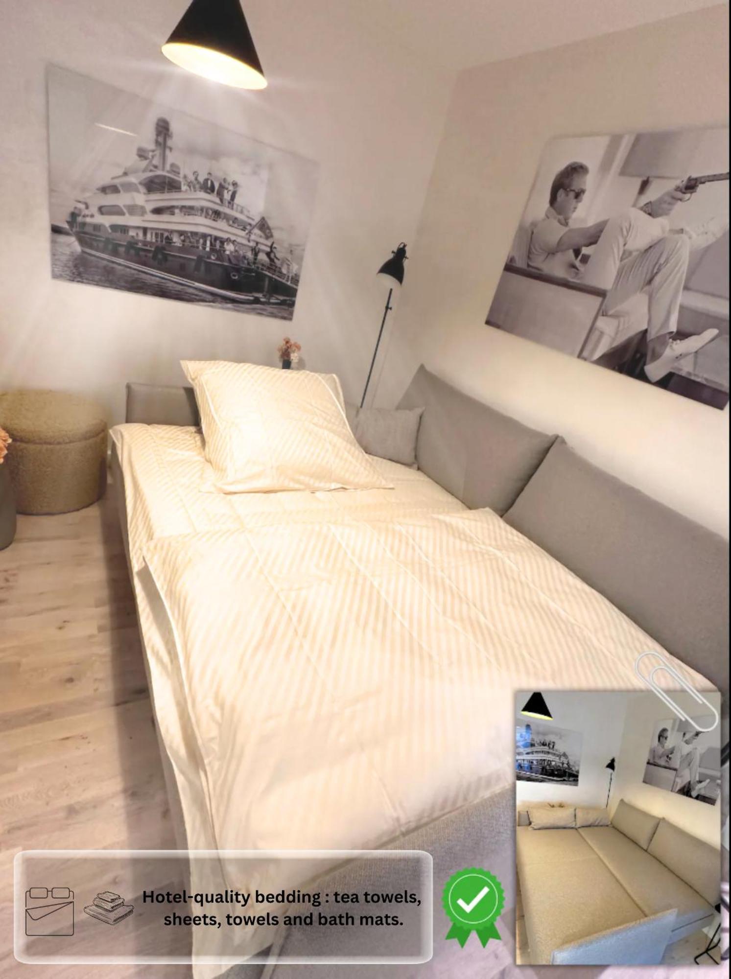Modern Elegance In Historical City Center Trier Buitenkant foto
